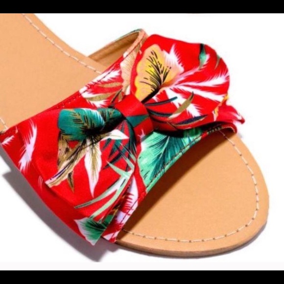 Summer Floral Slides - Red - Picture 3 of 5